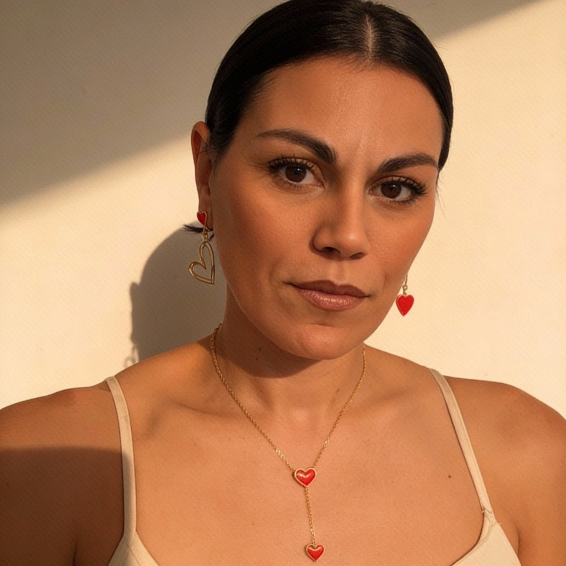 COLLANA E ORECCHINI SET IN ACCIAIO "CUORICINI ROSSI"